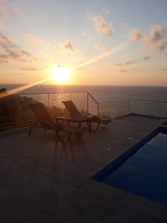 Paradise Blue Villa Pomos Eksteriør billede